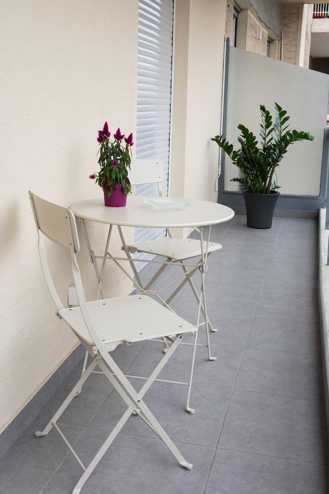 Katia Modern Apartment In 雅典 外观 照片
